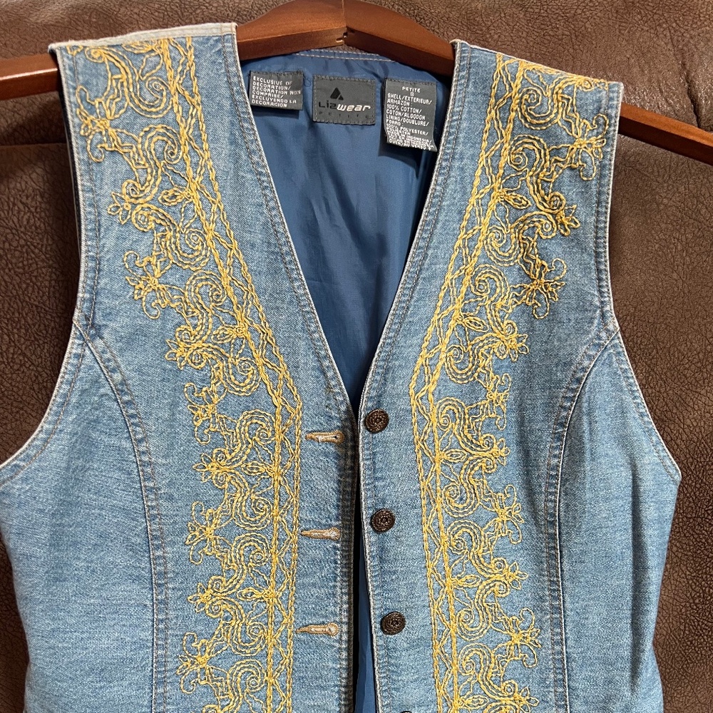 Women's Vintage Liz Wear Denim Embroidered Vest